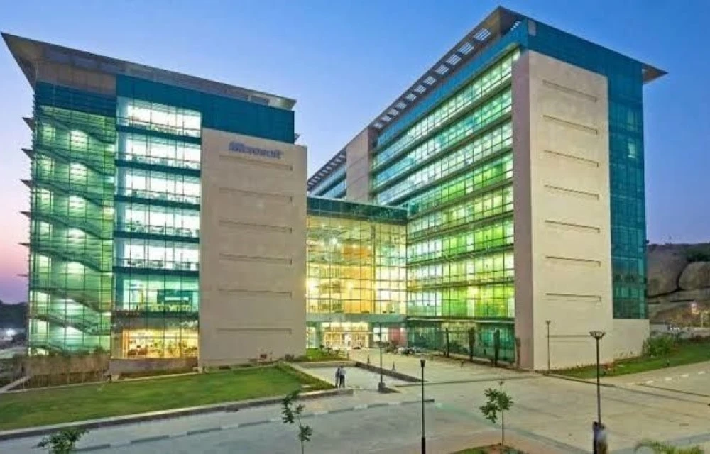 Urban Vista Stays at Microsoft